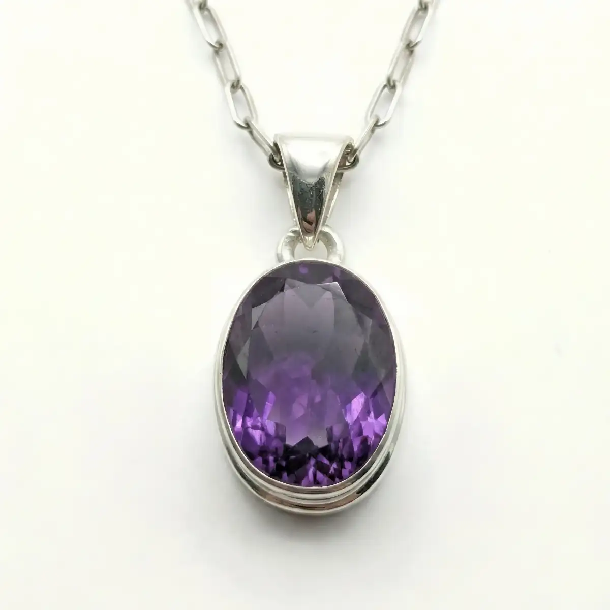 Pendentif Améthyste Naturelle en Argent 925 – Sérénité, Protection et Élévation Spirituelle