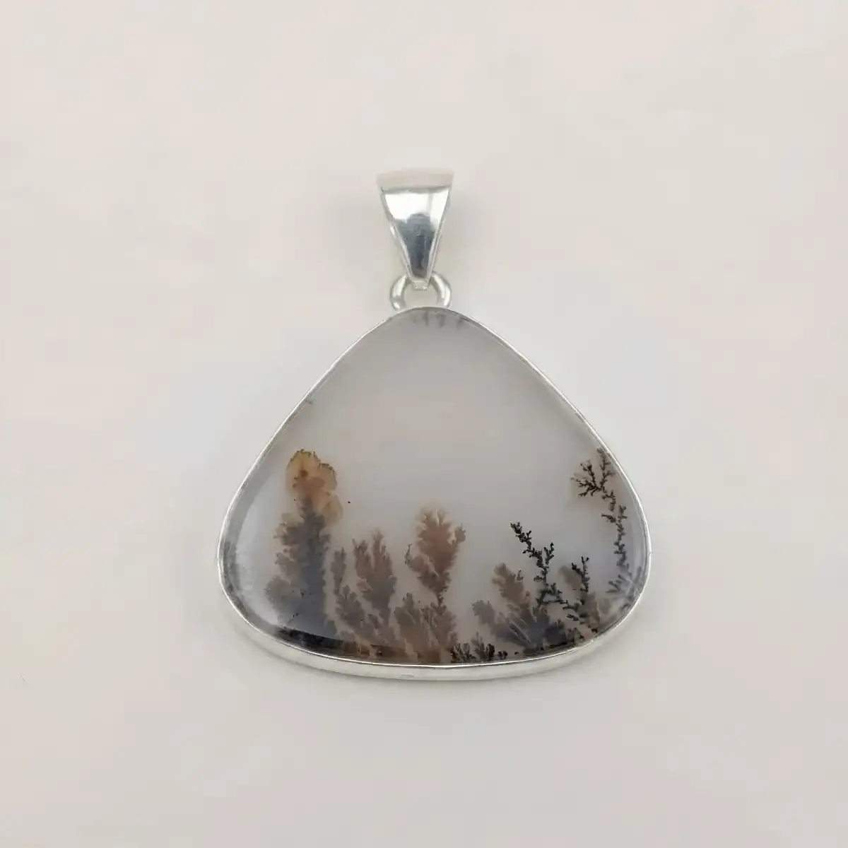 Pendentif Opale Scenic Dendritique Naturelle en Argent 925 – Paysages Minéraux, Intuition et Ancrage